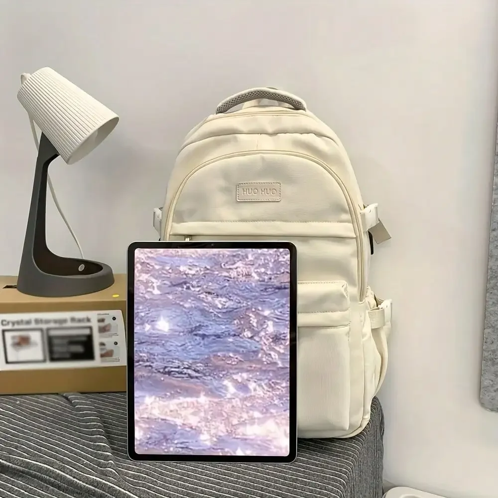 Lichte damesrugzak met grote c - Laptop Accessories Essential recensie en prijs